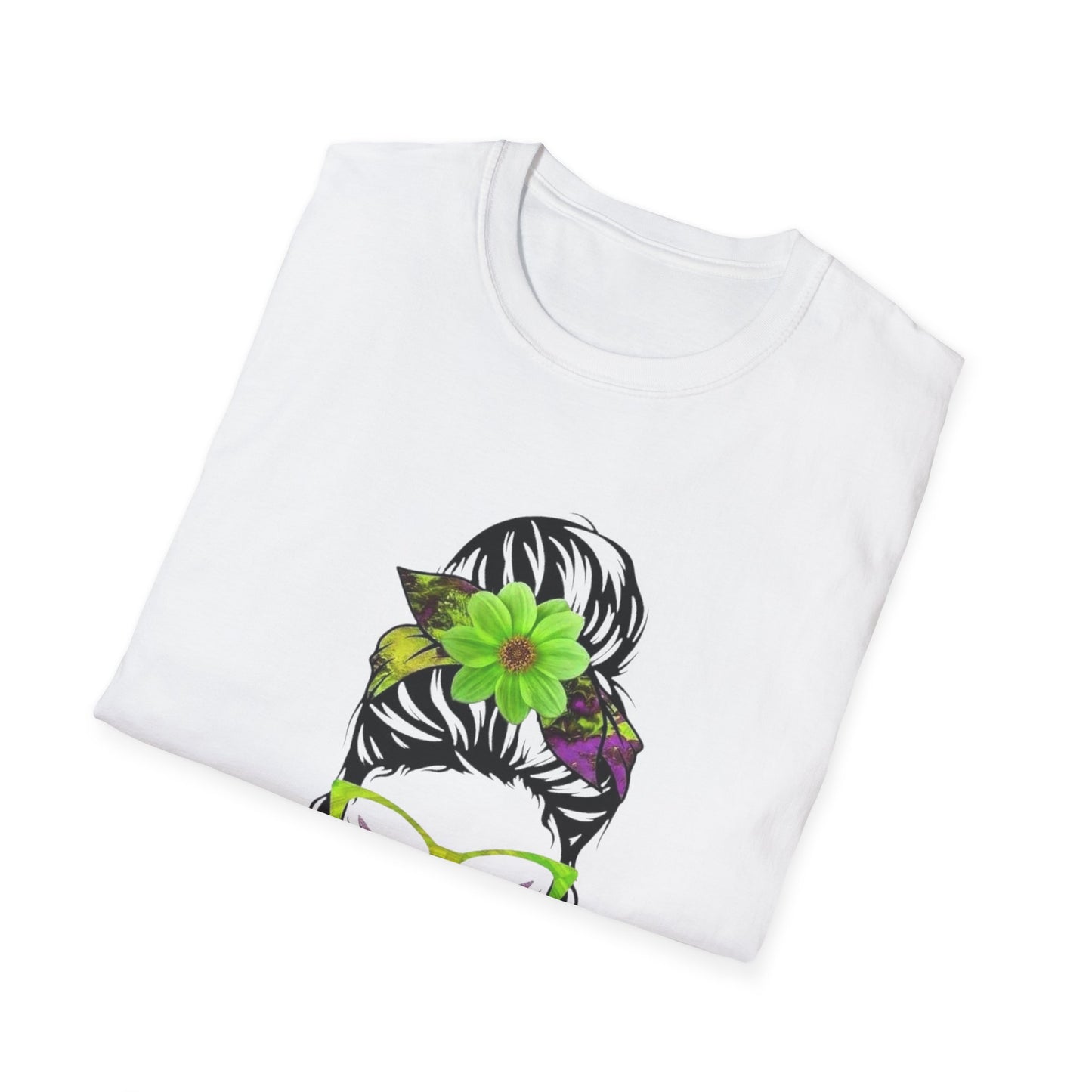 August Girl T-Shirt, Floral Graphic Tee, Gift for August Birthdays, Summer Apparel, Cute Casual Wear