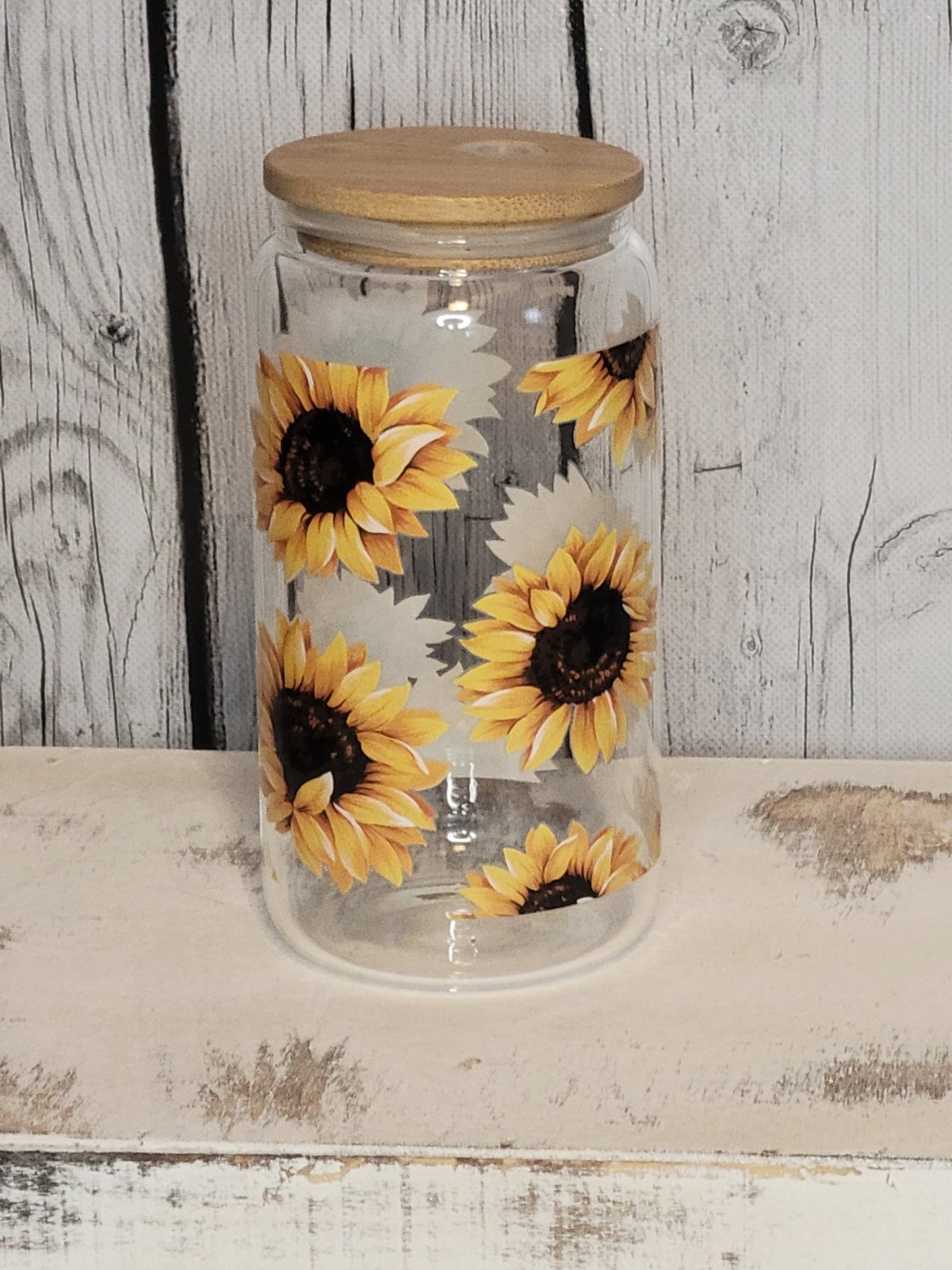 Sunflowers 16 oz class can