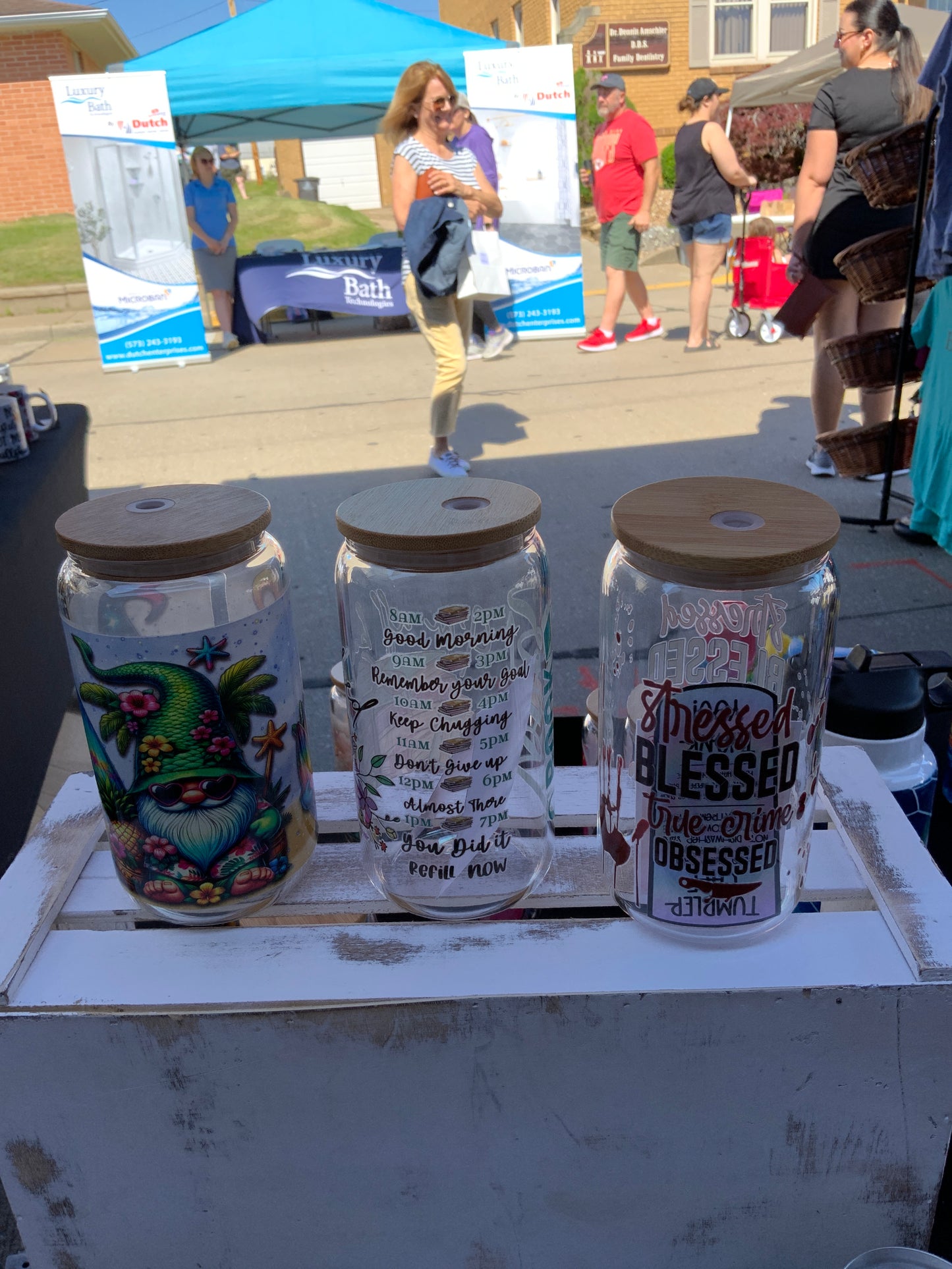 Craft show glass cans